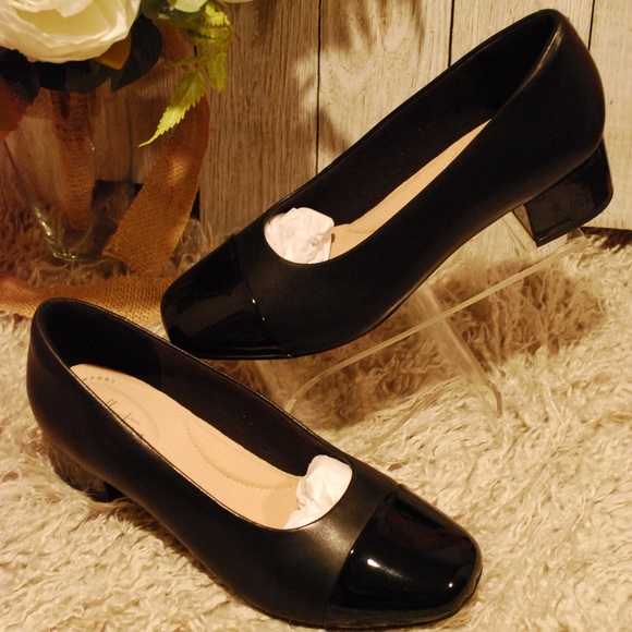 collection by clarks ultimate comfort